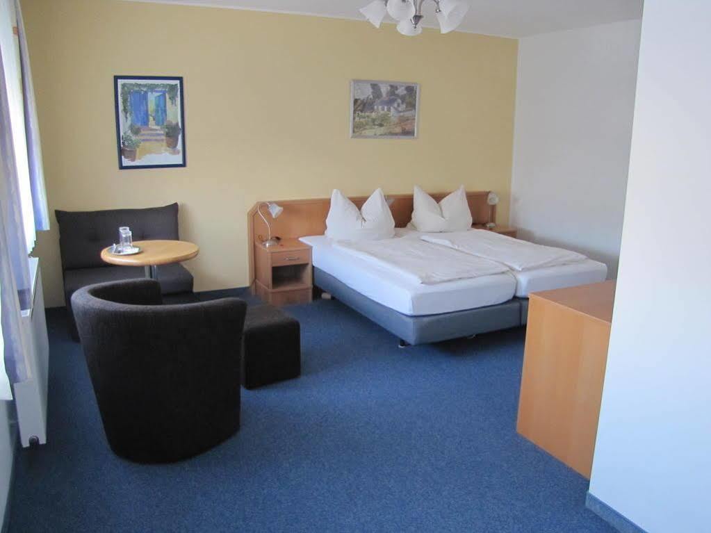 Hotel Am Weyerhof Kerpen  Zewnętrze zdjęcie